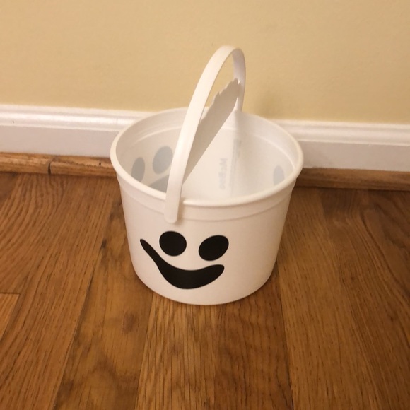 McDonald’s Ghost Halloween Bucket 👻 - Picture 2 of 6